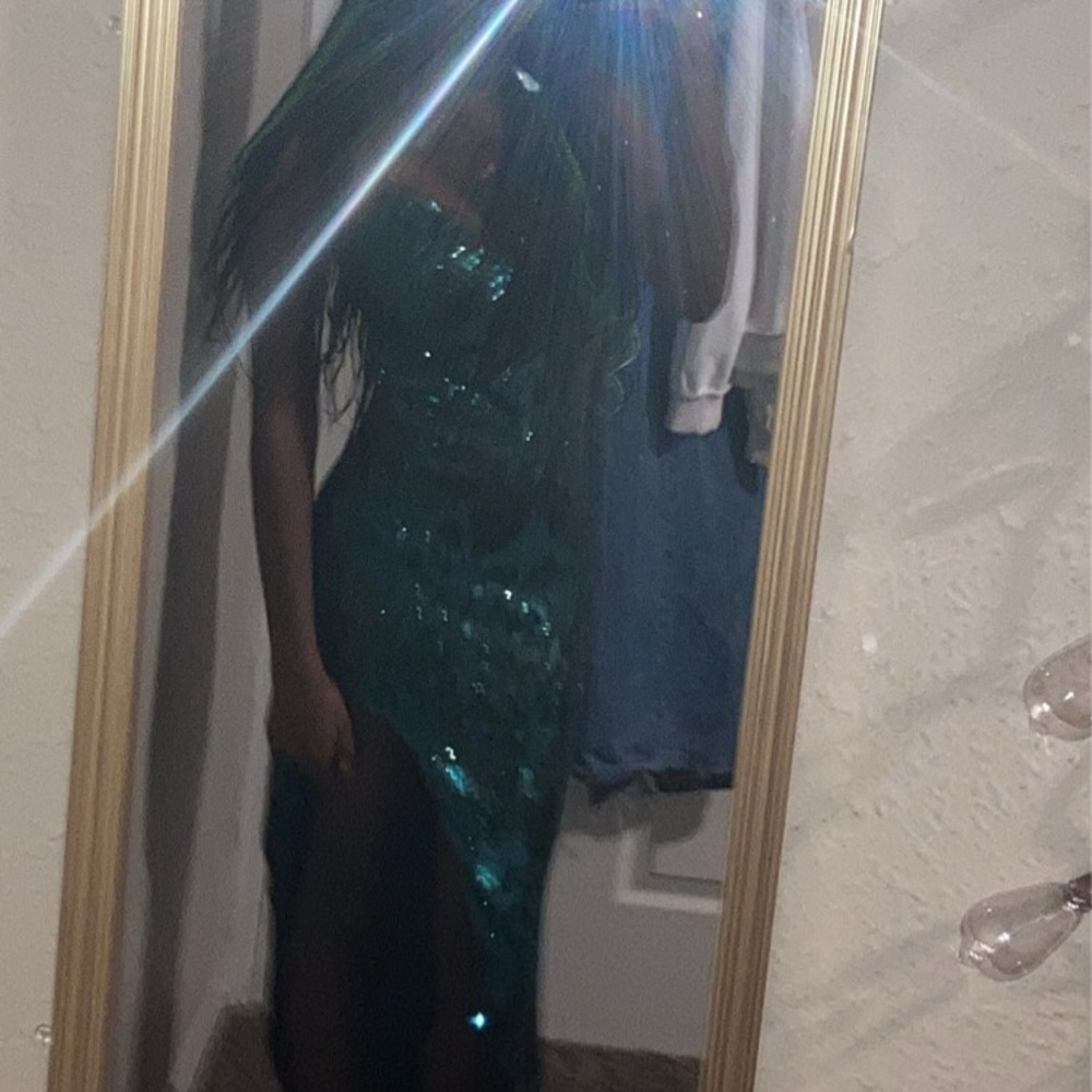 Green Prom dress